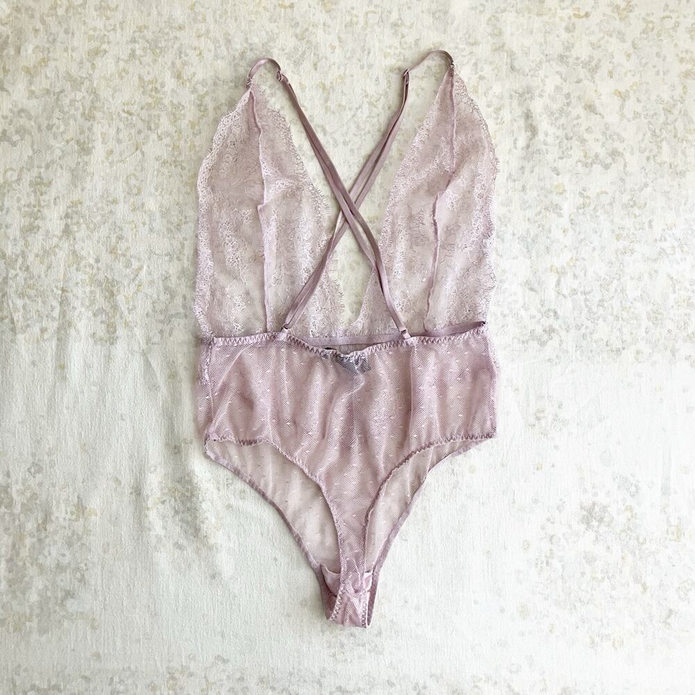 Victoria's Secret Medium Lace Thong Teddy Mauve Crossback Purple Pink Lingerie - Picture 7 of 9